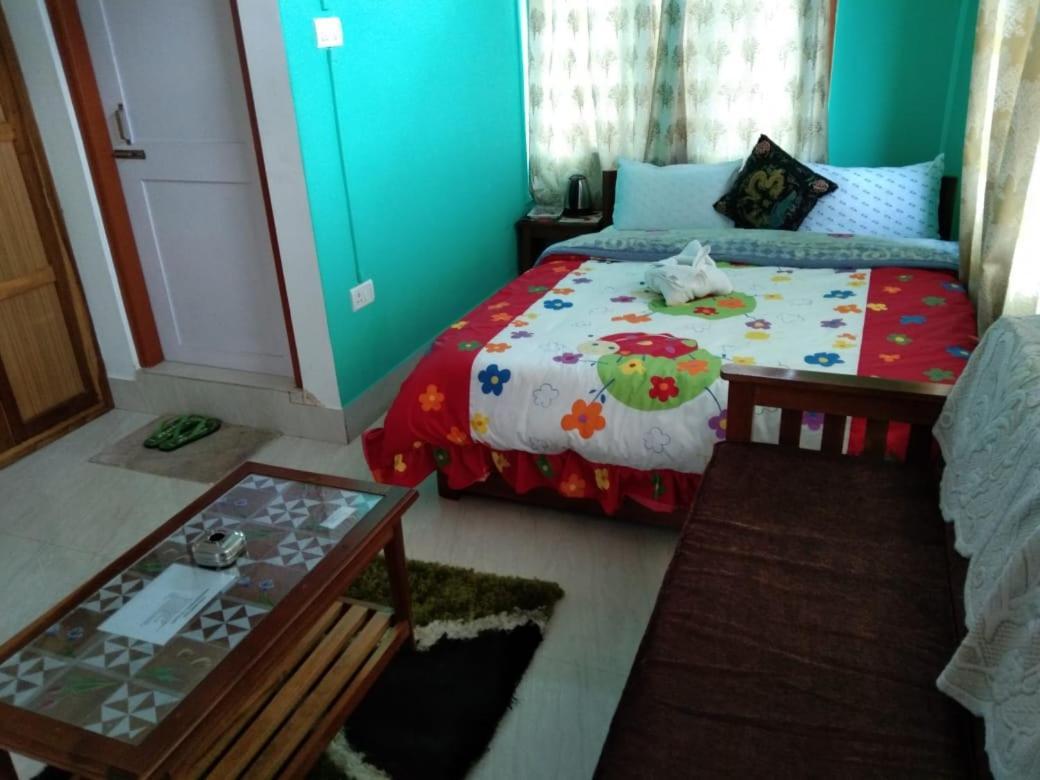 Hotel White Tara Tawang Luaran gambar