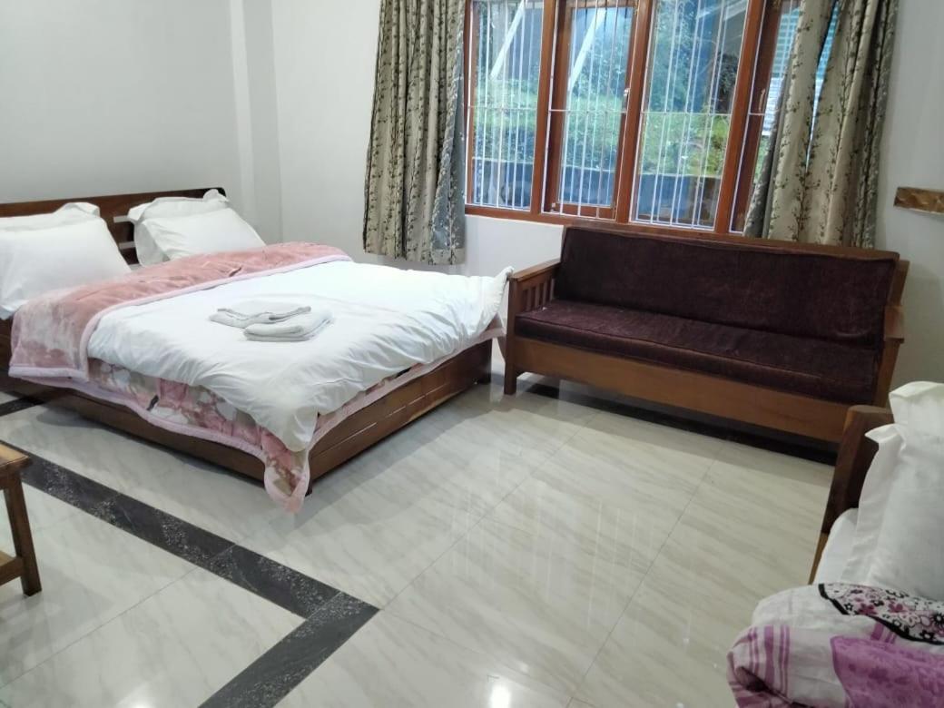 Hotel White Tara Tawang Luaran gambar